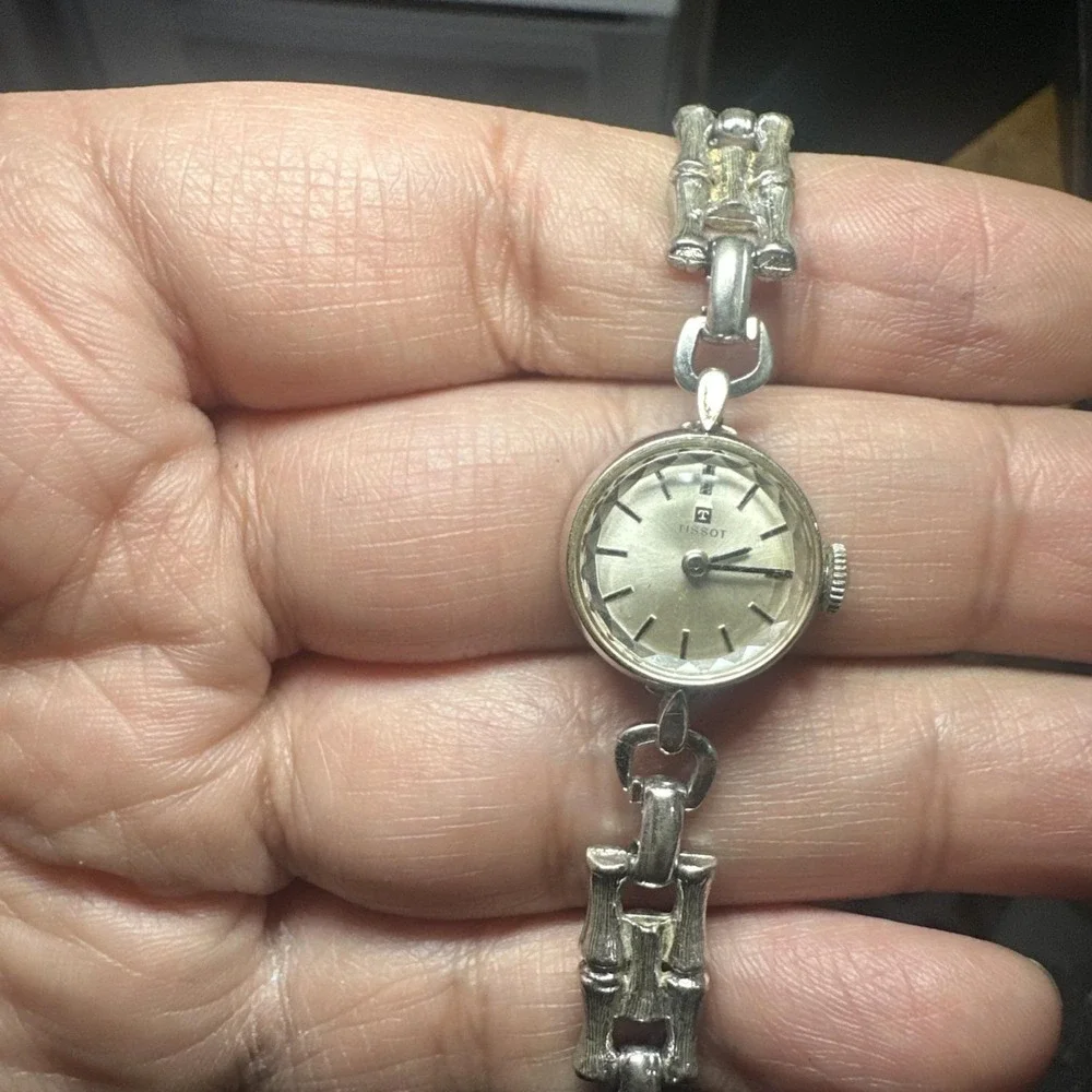 Working VTG Tissot Ladies 10K RGB Silver watch 16mm Manual Wind Fit 6in Rare Run